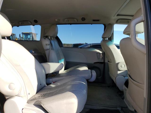 Photo 11 from auction – 2011 TOYOTA SIENNA XLE with VIN 5TDYK3DC3BS094586