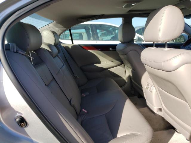 Photo 10 from auction – 2004 LEXUS ES 330 with VIN JTHBA30GX40017770