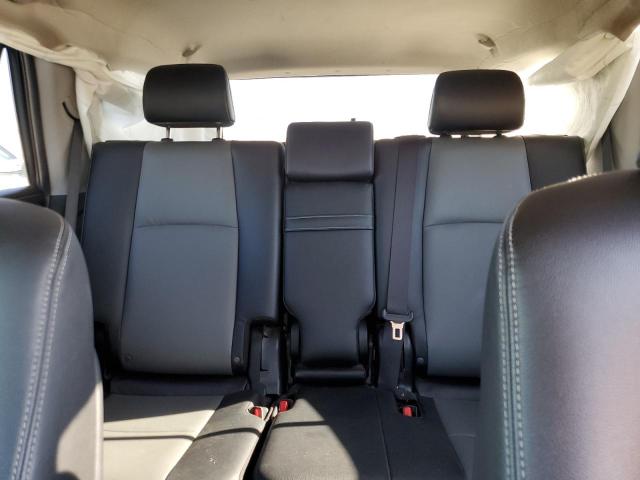 Photo 10 from auction – 2018 TOYOTA 4RUNNER SR with VIN JTEBU5JR0J5571155