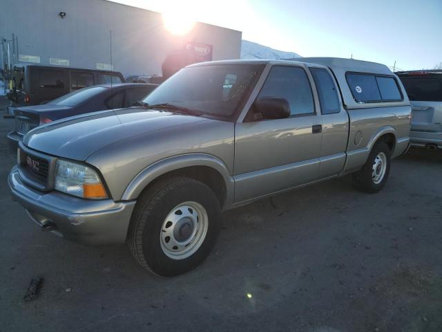 GMC SONOMA 2002 with VIN 1GTDT19W928157584 - Photo from auction