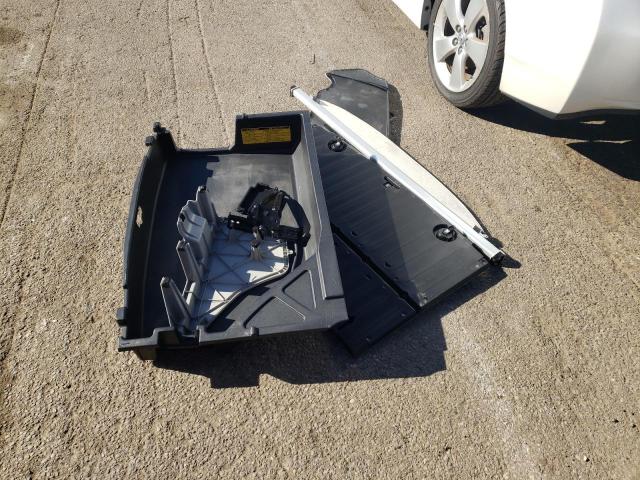 Photo 12 from auction – 2010 TOYOTA PRIUS with VIN JTDKN3DU1A0132677