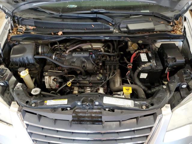 Photo 12 from auction – 2010 CHRYSLER TOWN & COU with VIN 2A4RR2D1XAR344688