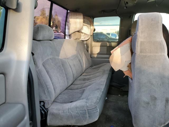 صورة رقم 10 من المزاد - 2000 CHEVROLET SILVERADO مع VIN 1GCEK19T2YE258912