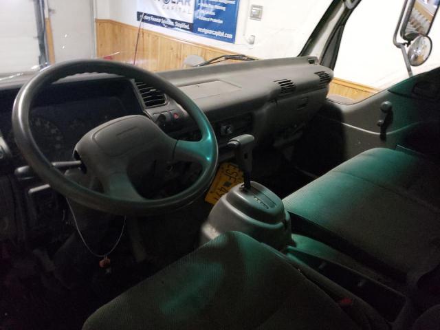 Photo 8 from auction – 1999 ISUZU NPR with VIN 4KLC4B1R5XJ000994