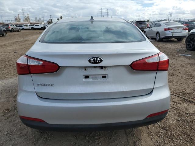 Photo 6 from auction – 2016 KIA FORTE LX with VIN KNAFX4A69G5509403