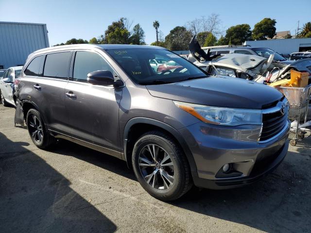 Photo 4 from auction – 2016 TOYOTA HIGHLANDER with VIN 5TDJKRFH3GS500693