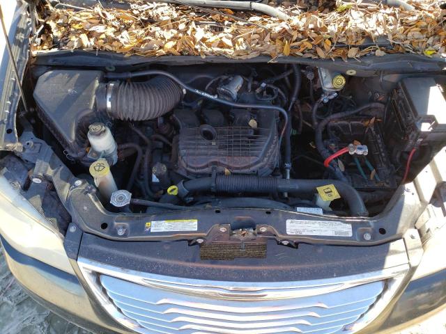 Photo 11 from auction – 2011 CHRYSLER TOWN & COU with VIN 2A4RR5DG6BR610764