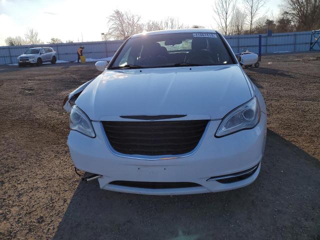 Photo 5 from auction – 2014 CHRYSLER 200 TOURIN with VIN 1C3CCBBB5EN100737