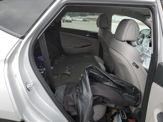 Photo 10 from auction – 2017 HYUNDAI TUCSON LIM with VIN KM8J33A40HU449337