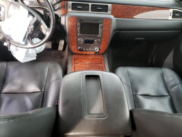 Photo 8 from auction – 2011 CHEVROLET SUBURBAN K with VIN 1GNSKKE33BR330299