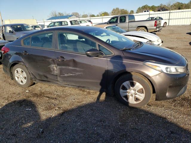Photo 4 from auction – 2018 KIA FORTE LX with VIN 3KPFK4A79JE177582