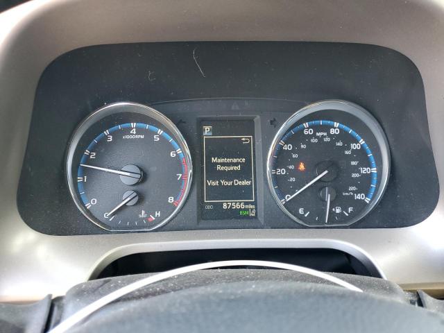 Photo 9 from auction – 2017 TOYOTA RAV4 LIMIT with VIN 2T3DFREV5HW579812