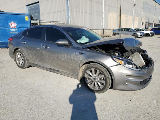Photo 4 from auction – 2018 KIA OPTIMA LX with VIN 5XXGT4L36JG270742