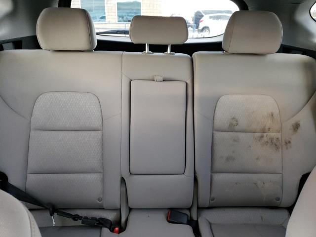 Photo 10 from auction – 2017 HYUNDAI TUCSON LIM with VIN KM8J3CA41HU446494