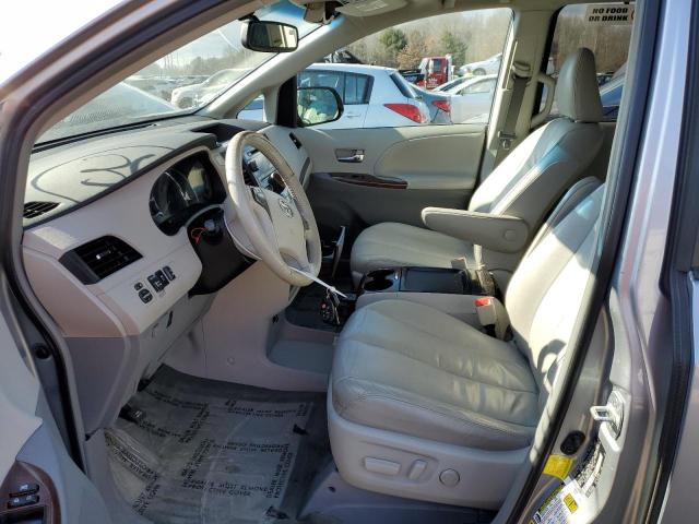 Photo 7 from auction – 2011 TOYOTA SIENNA XLE with VIN 5TDYK3DC3BS173174