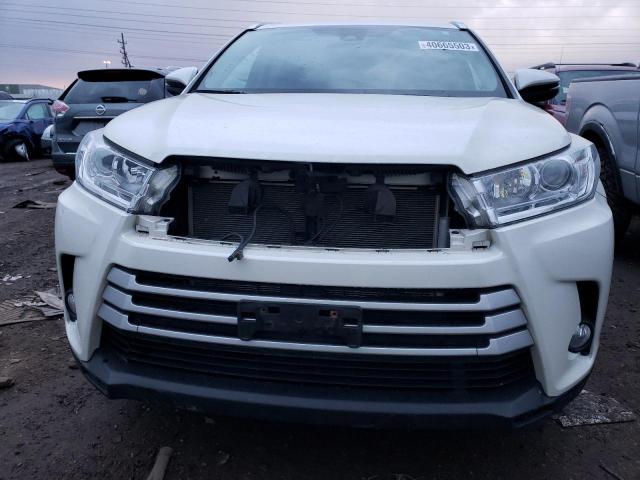 Photo 5 from auction – 2019 TOYOTA HIGHLANDER with VIN 5TDJZRFH0KS575744