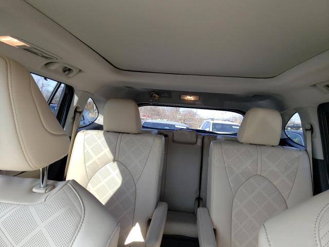 Photo 10 from auction – 2022 TOYOTA HIGHLANDER with VIN 5TDEBRCH6NS105216