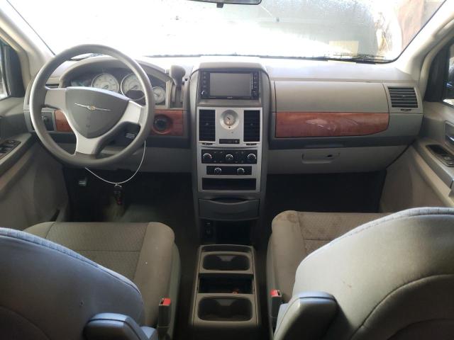 Photo 8 from auction – 2009 CHRYSLER TOWN & COU with VIN 2A8HR44E49R536483