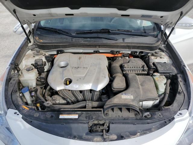 Photo 11 from auction – 2013 HYUNDAI SONATA HYB with VIN KMHEC4A44DA099312