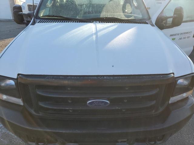 Zdjęcie 11 z aukcji – 2003 FORD F550 SUPER z VIN 1FDAF57PX3EB91741