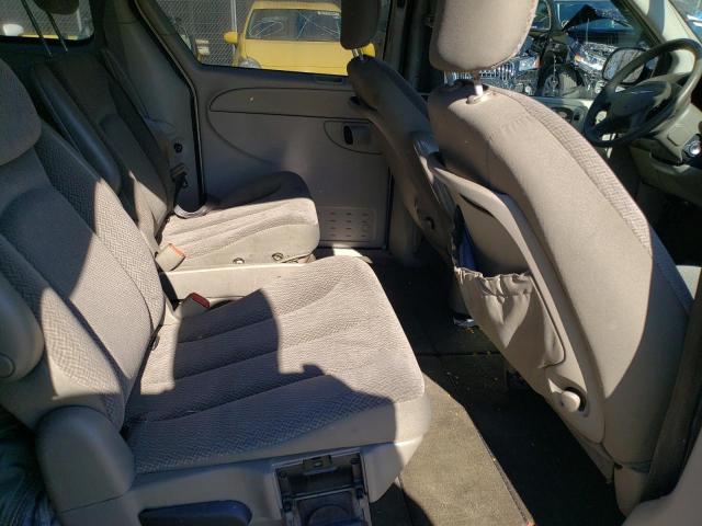 Photo 11 from auction – 2006 CHRYSLER TOWN & COU with VIN 2A4GP44R46R779664