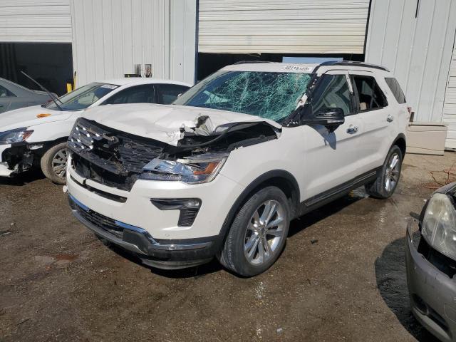 FORD EXPLORER L 2018 with VIN 1FM5K8FH9JGC96619 - Photo from auction