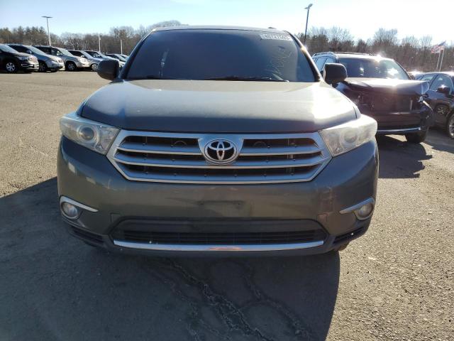 Foto 5 de la subasta – 2013 TOYOTA HIGHLANDER con VIN 5TDBK3EH0DS185575