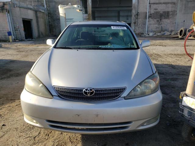 Photo 5 from auction – 2004 TOYOTA CAMRY SE with VIN 4T1BA32K84U010940