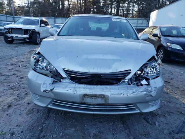 Photo 5 from auction – 2005 TOYOTA CAMRY LE with VIN 4T1BE32K75U399656