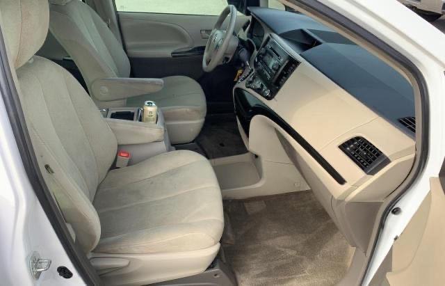 Photo 5 from auction – 2013 TOYOTA SIENNA with VIN 5TDZK3DC1DS391900