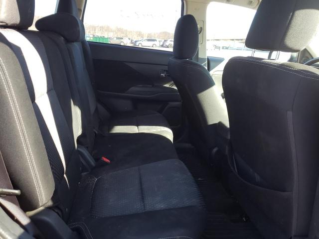 Photo 11 from auction – 2016 MITSUBISHI OUTLANDER with VIN JA4AZ3A34GZ015198