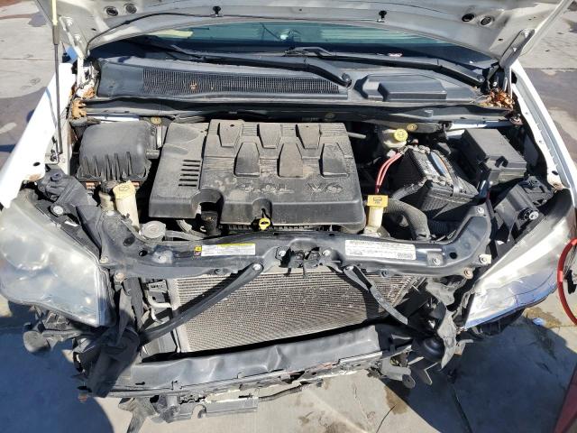 Photo 11 from auction – 2010 CHRYSLER TOWN & COU with VIN 2A4RR8DX1AR428308