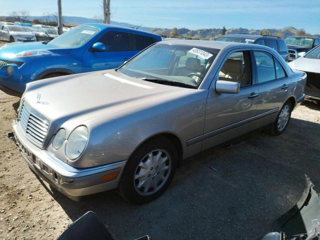 MERCEDES-BENZ E 320 1997 with VIN WDBJF55F9VA315912 - Photo from auction