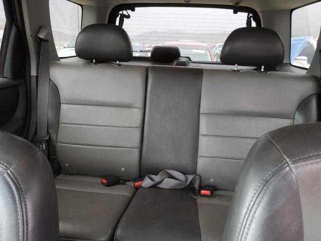 Photo 10 from auction – 2004 FORD ESCAPE XLT with VIN 1FMYU93194KA23802