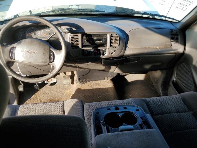 Photo 8 from auction – 2002 FORD F150 with VIN 1FTRX07L42KB73529