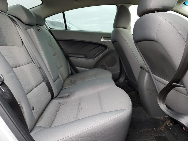 Photo 10 from auction – 2017 KIA FORTE LX with VIN 3KPFL4A79HE022442