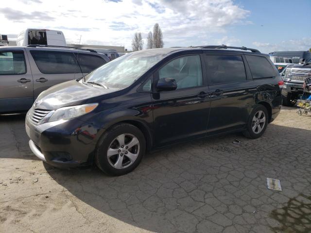 TOYOTA SIENNA LE 2011 with VIN 5TDKK3DC8BS015001 - Photo from auction