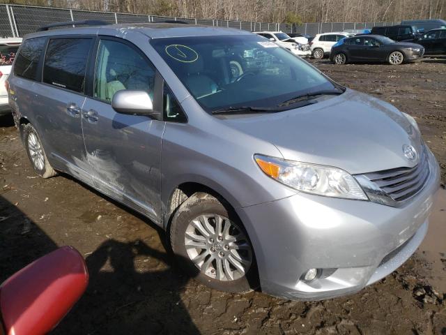 Photo 4 from auction – 2017 TOYOTA SIENNA XLE with VIN 5TDYZ3DC3HS874141