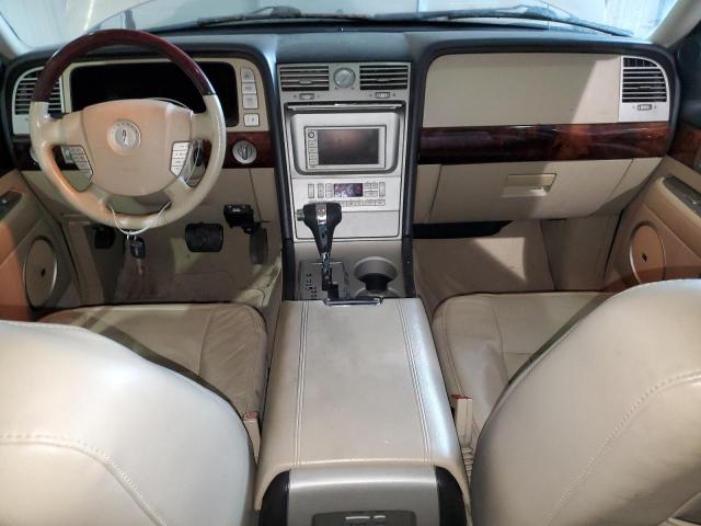Photo 8 from auction – 2006 LINCOLN NAVIGATOR with VIN 5LMFU28596LJ03377