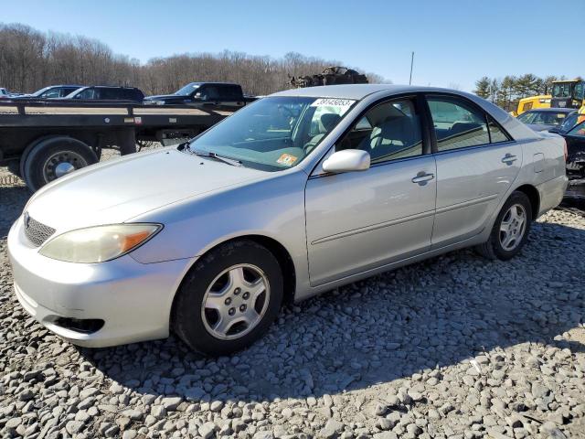 TOYOTA CAMRY LE 2002 with VIN 4T1BF32K72U028005 - Photo from auction