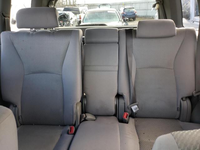 Photo 10 from auction – 2004 TOYOTA HIGHLANDER with VIN JTEEP21A340066371