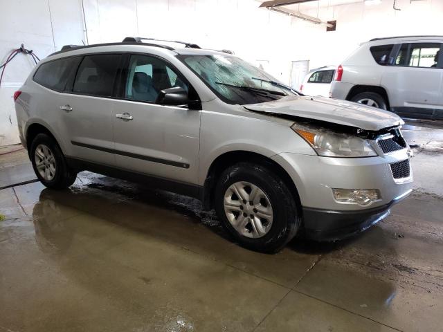 Photo 4 from auction – 2010 CHEVROLET TRAVERSE L with VIN 1GNLREED4AS131179
