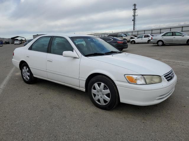 Photo 4 from auction – 2000 TOYOTA CAMRY CE with VIN JT2BG22K8Y0502256