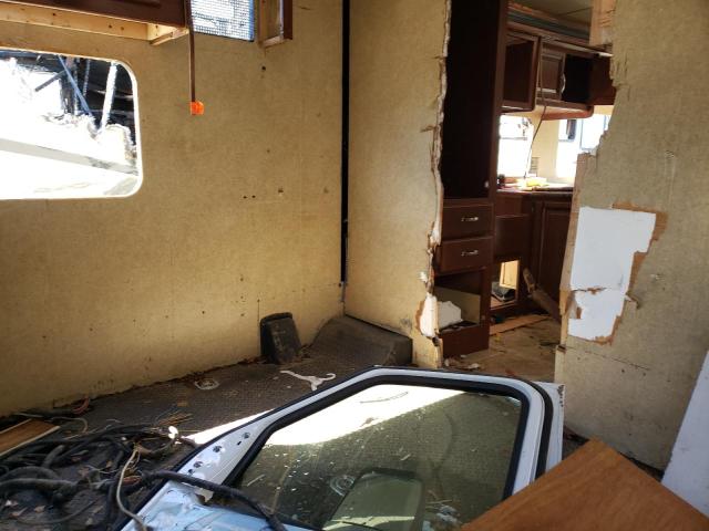 Photo 10 from auction – 2015 THOR MOTORHOME with VIN 1FDXE4FS7EDA46338