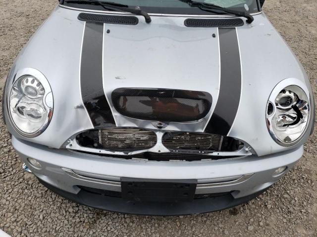 Photo 11 from auction – 2005 MINI COOPER S with VIN WMWRH33545TF84000