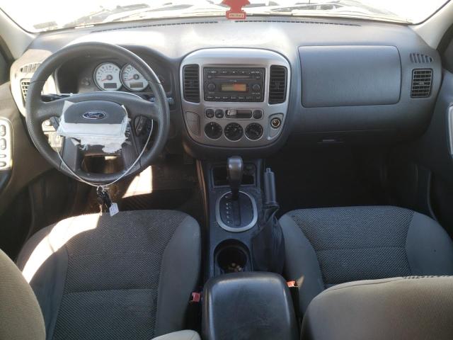 Photo 8 from auction – 2005 FORD ESCAPE XLT with VIN 1FMCU931X5KA78318