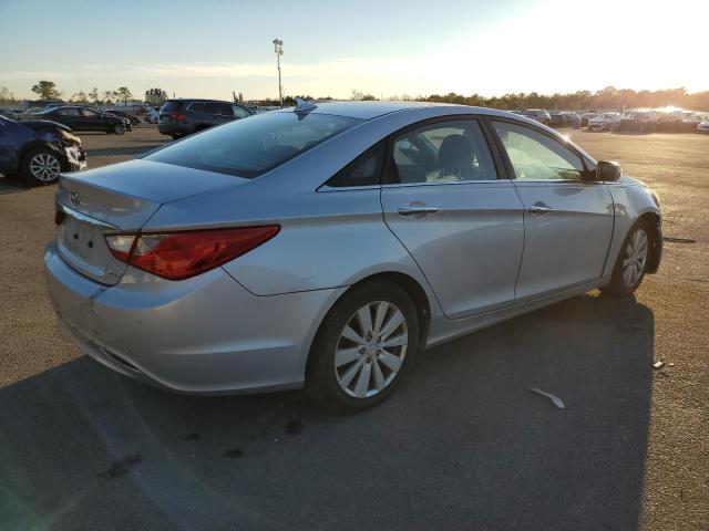 Photo 4 from auction – 2011 HYUNDAI SONATA SE with VIN 5NPEC4AC9BH016698