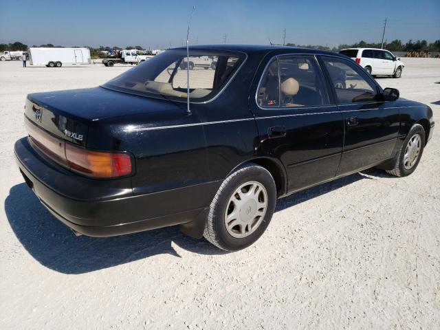 Photo 3 from auction – 1993 TOYOTA CAMRY with VIN 4T1VK13E4PU052971