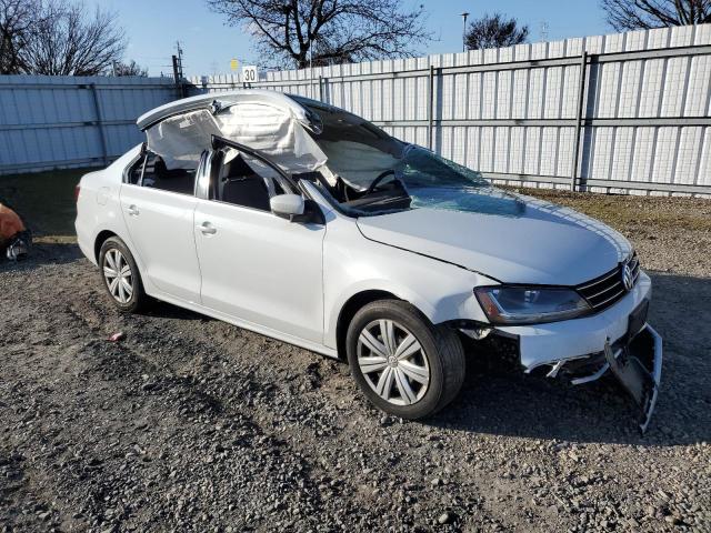 Photo 4 from auction – 2017 VOLKSWAGEN JETTA S with VIN 3VW2B7AJ6HM392829