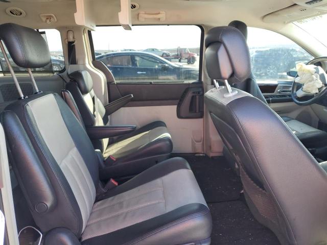 Photo 10 from auction – 2010 CHRYSLER TOWN & COU with VIN 2A4RR8DX1AR428308